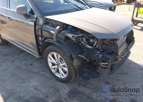 2025 Audi Q3 Premium 45 Tfsi S Line Quattro Tiptronic z USA, uszkodzony, nr VIN WA1DECF38S1059441